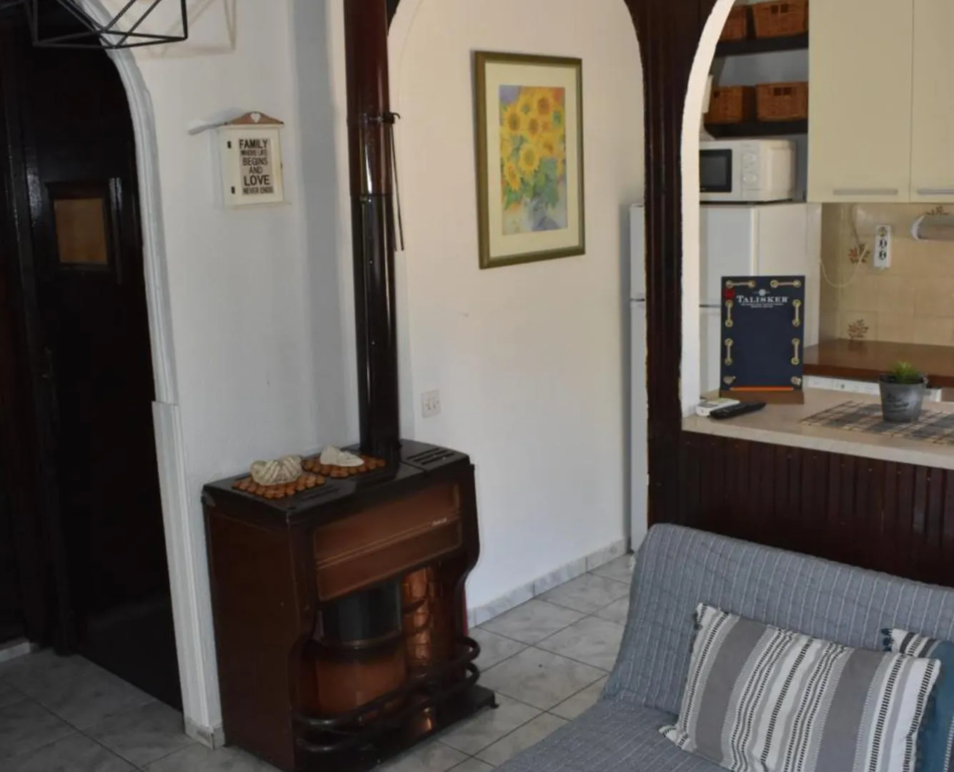 Thomas Cottage Nea Kallikrateia